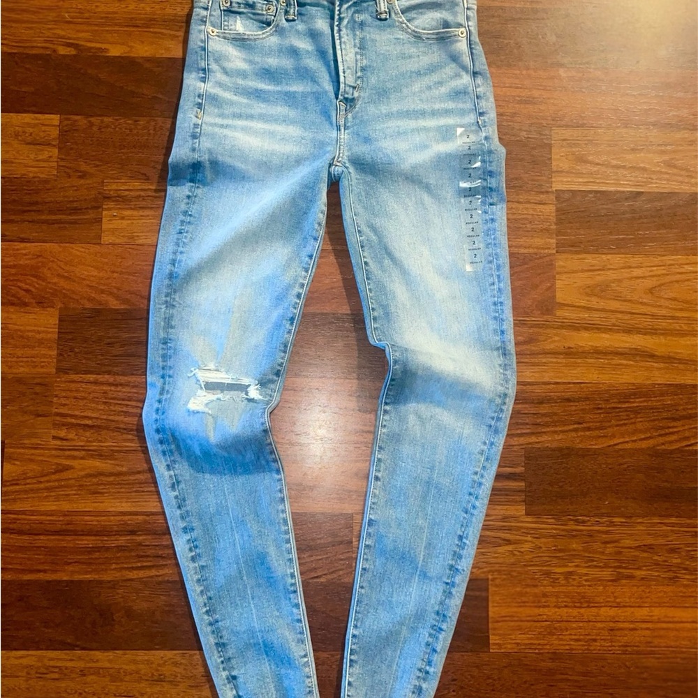 American Eagle Super Hi-Rise Jegging “THE LU(X)E  JEAN”
